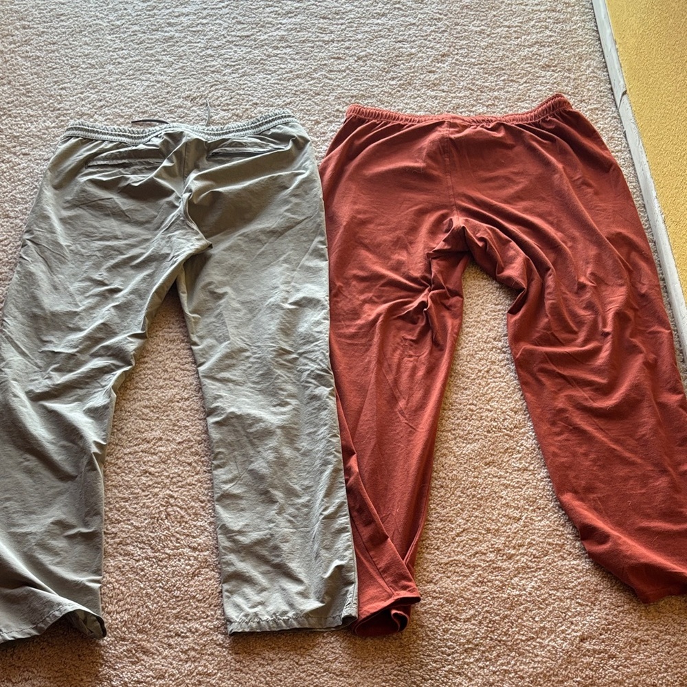 Large Men’s Comfortable  Elastic Waist Beige Cargo and Red loungewear Pants - Picture 5 of 5